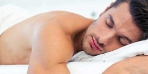 Men Who Sleep Naked Have Better Sperm 1