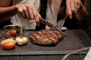 Red Meat Consumption Linked to Endometriosis Risk